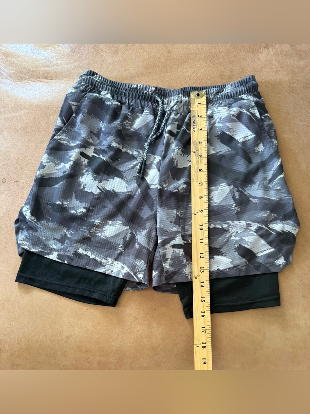 Men’s Gray/Black 2-in-1 Athletic Shorts Compression Liner Pockets Size L - Picture 4 of 6